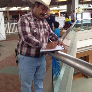 Meet your Posher, Vicente